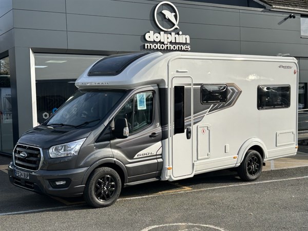 Auto-Trail Excel 690L